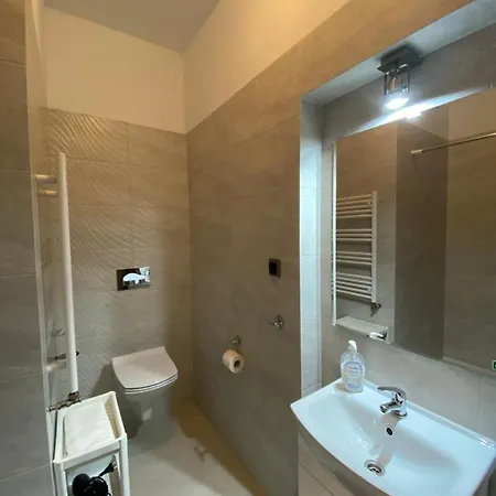 Проживание в семье Cienista 7 *