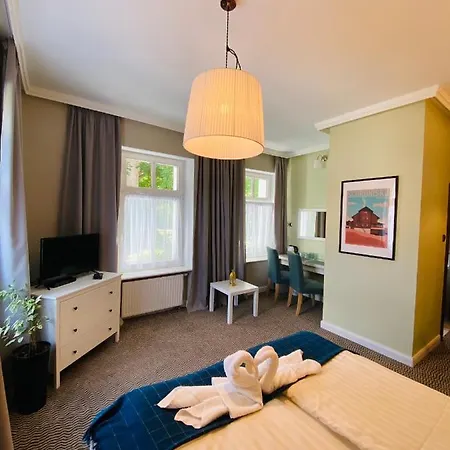 Проживание в семье Cienista 7